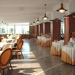 Eden Club 3*