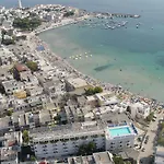 Hotell Eden Club 3*