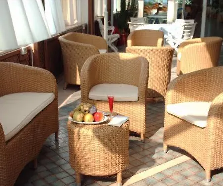 Szálloda Eden Club 3*