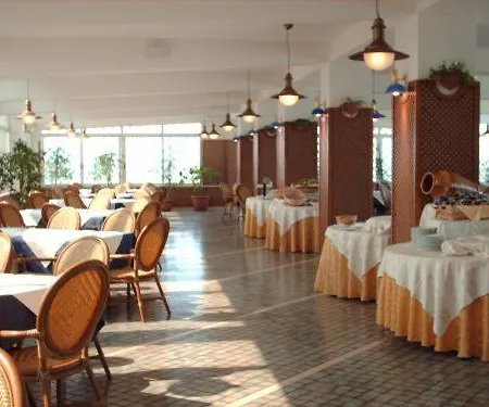 Eden Club 3*