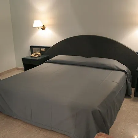 Hotel Eden Club 3*