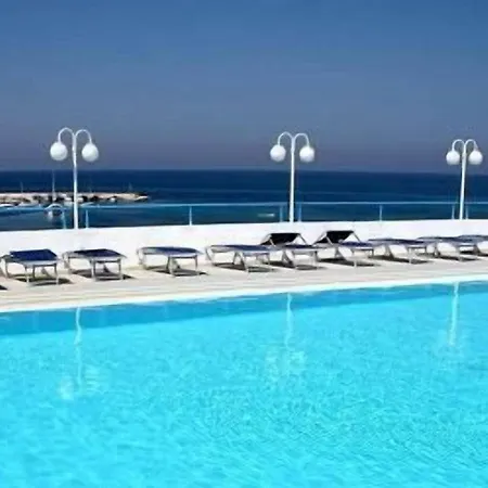 Eden Club Szálloda Torre Canne