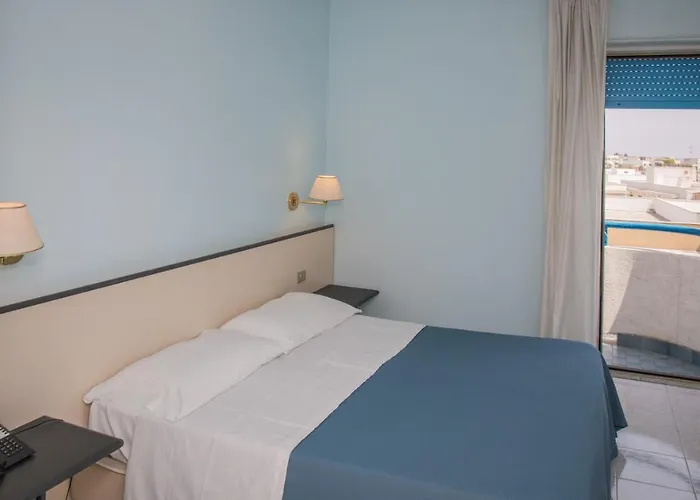 Eden Club Hotel 3*
