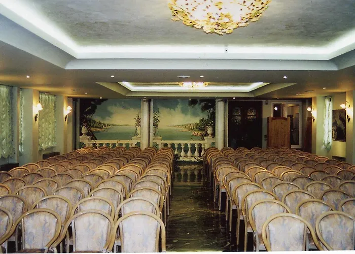 Eden Club