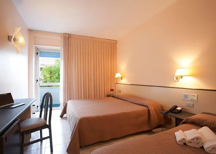 Hotel Eden Club 3*