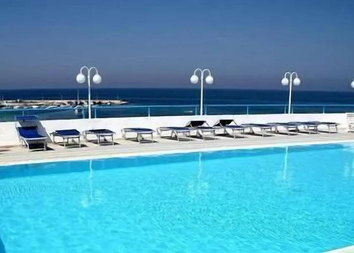 Eden Club מלון טורה קאנה